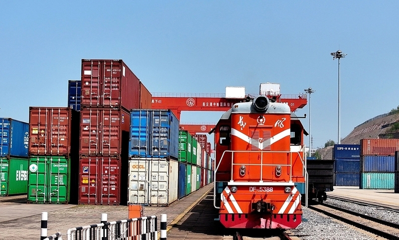 Doanh nghiệp logistics có thể nâng cao năng lực cạnh tranh nhờ cung cấp thông tin nhanh, minh bạch và xử lý sự cố kịp thời. 