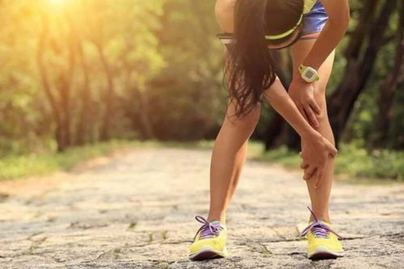 Đi bộ nhiều cần phù hợp với thể trạng để tránh đau khớp, mệt mỏi và mất động lực tập luyện. 