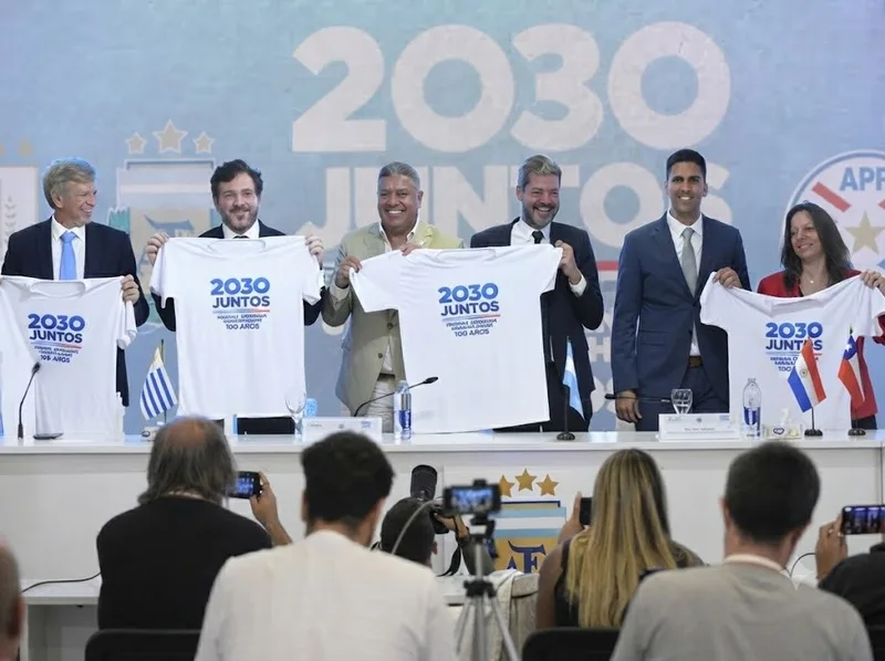 Uruguay, Argentina và Paraguay sẽ tổ chức những trận đấu mang ý nghĩa kỷ niệm lịch sử tại Nam Mỹ.