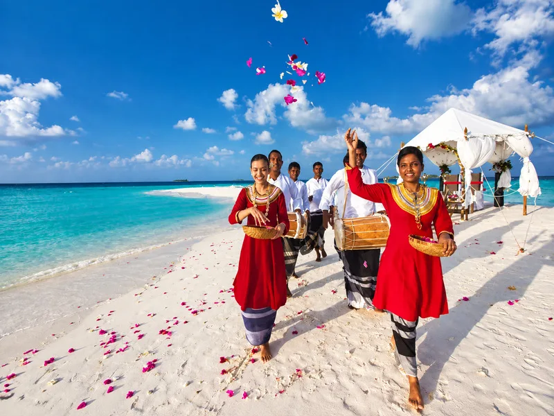 Du khách cần tôn trọng phong tục địa phương để có trải nghiệm phù hợp khi khám phá Maldives.